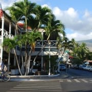 Two story restaurant in Kailua-Kona. With proper local SEO Hawaii restaurants have increased dining in customers